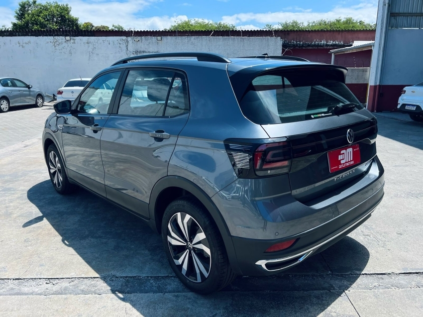 volkswagen t-cross 1.0 200 tsi total flex comfortline automatico 4p 2024