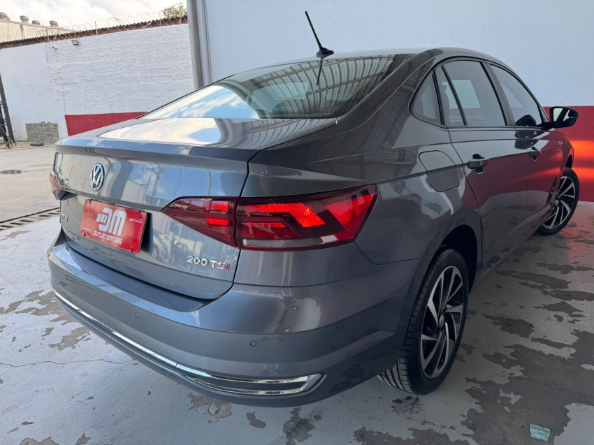 volkswagen virtus 1.0 200 tsi highline automatico flex 4p 2022
