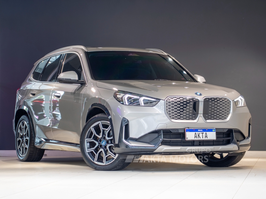 bmw ix1 eletrico edrive20 x line 1.3 4p automatico 2025