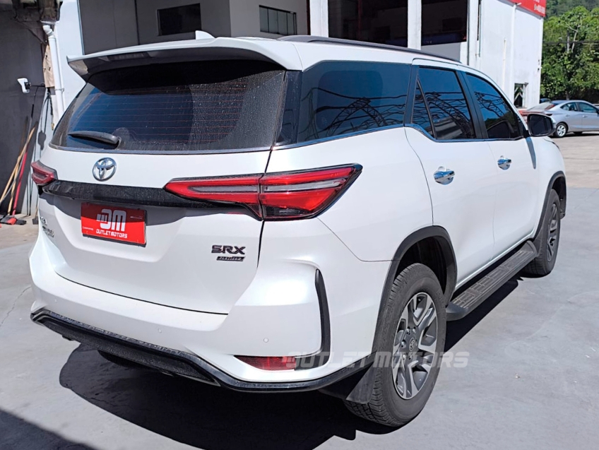 toyota hilux sw4 2.8 d-4d turbo diesel srx platinum 7l 4x4 automatico 4p 20246