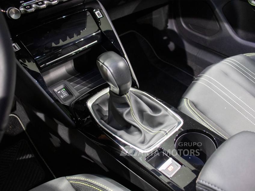 peugeot 2008 gt hybrid t200 at 1.0 hibrido 4p automatico 202610