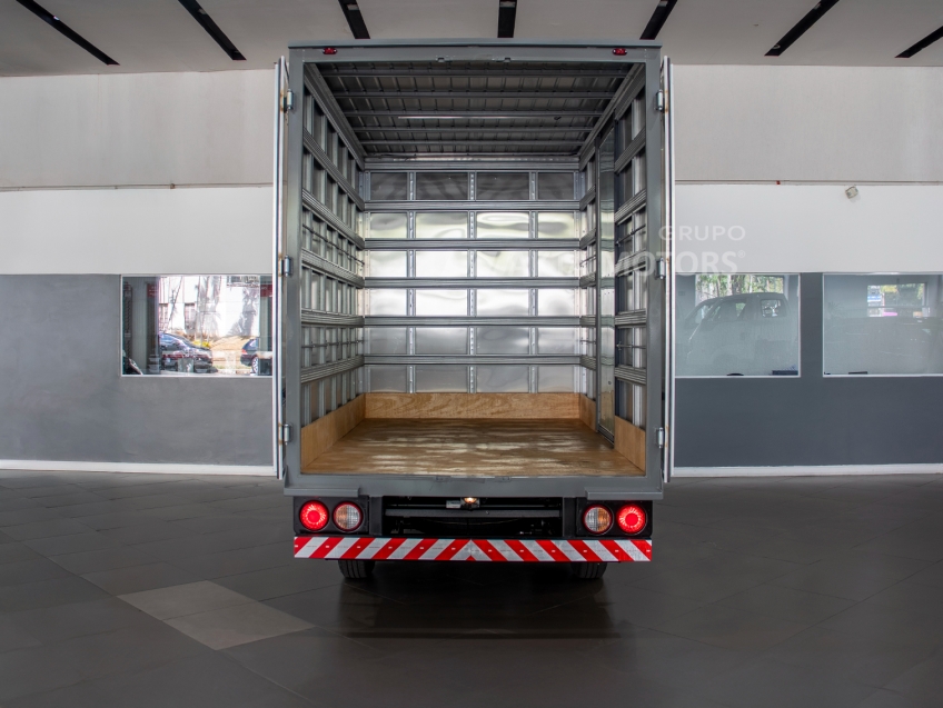 kia bongo 2.5 td diesel std cs 4x4 manual 2p 202610 kia bongo 2.5 td diesel std cs 4x4 manual 2p 202610