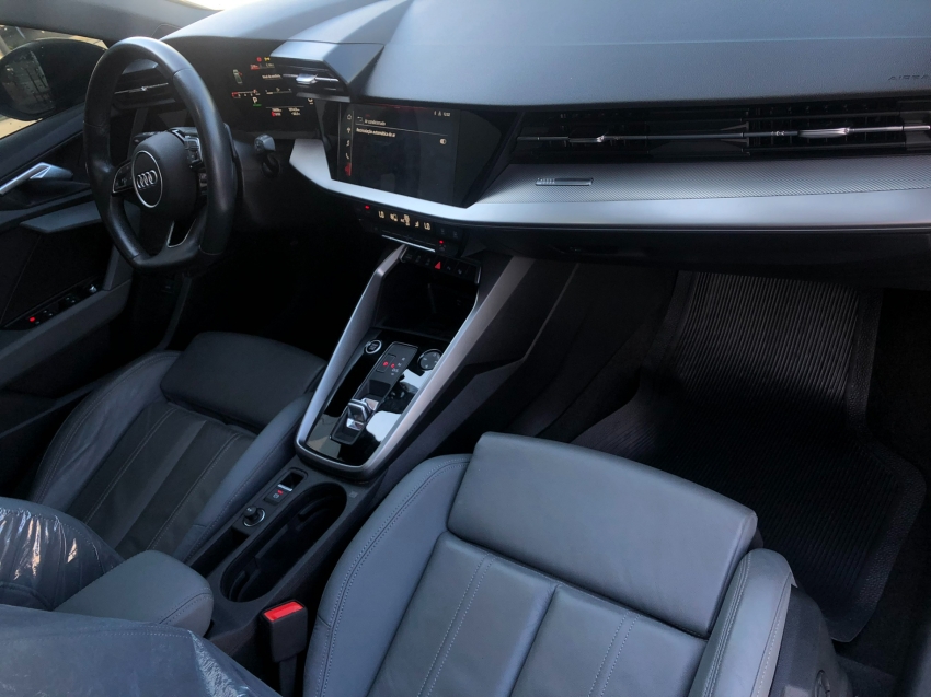 audi a3 2.0 40 tfsi mhev sedan s line s-tronic flex 4p automatico 2024