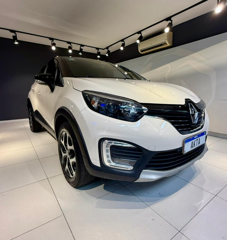 renault captur 1.6 16v sce flex life x-tronic 4p automatico 2021 renault captur 1.6 16v sce flex life x-tronic 4p automatico 2021