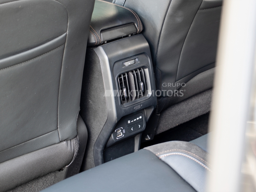 jeep commander 1.3 t270 turbo flex limited at6 4p automatico 2024