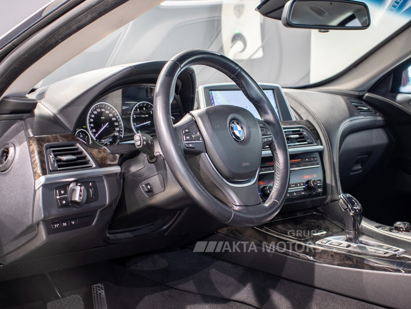 bmw 650i 4.4 coupe v8 32v turbo gasolina 2p automatico 2012