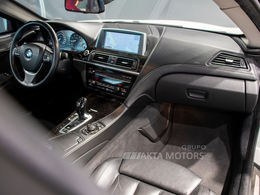 bmw 650i 4.4 coupe v8 32v turbo gasolina 2p automatico 2012