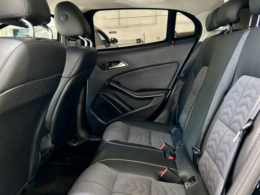 mercedes-benz gla 200 1.6 cgi flex style 7g-dct 4p automatico 2018