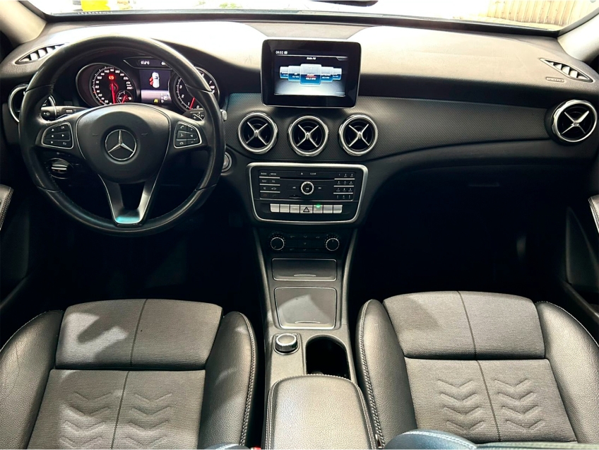 mercedes-benz gla 200 1.6 cgi flex style 7g-dct 4p automatico 2018