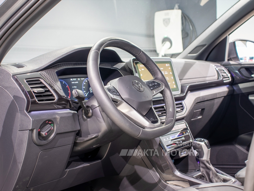 volkswagen t-cross 1.4 250 tsi total flex highline automatico 4p 20253