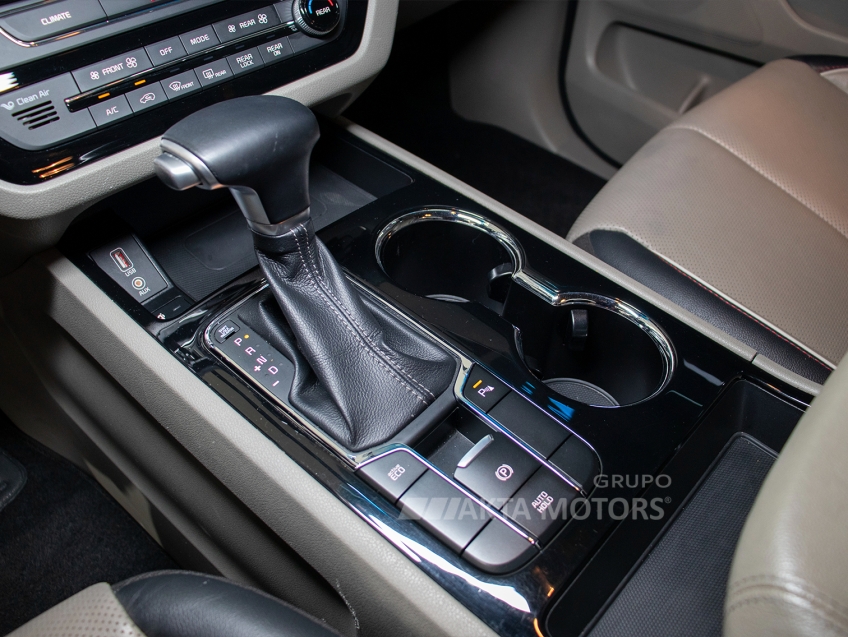 kia carnival 3.3 ex v6 24v gasolina 4p automatico 202010