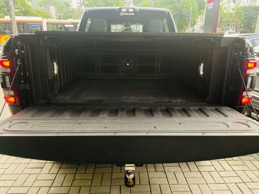 ram 2500 6.7 i6 turbo diesel laramie cd 4x4 automatico 2024