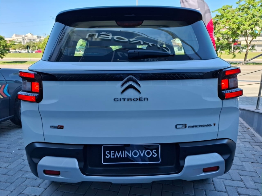 citroen c3 aircross 1.0 turbo 200 flex shine 7l cvt 4p automatico 2025