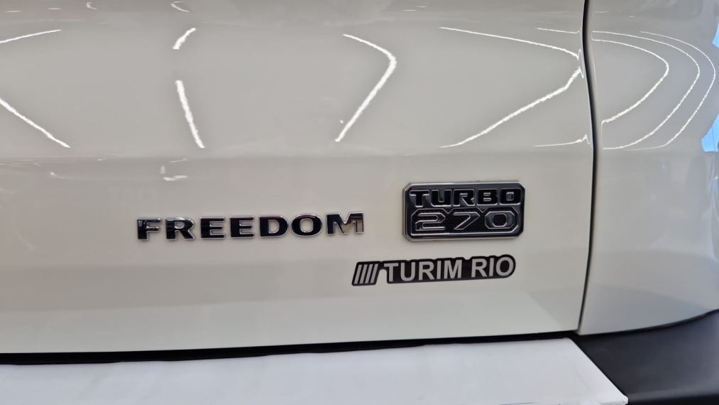 fiat toro 1.3 turbo 270 flex freedom at6 4p automatico 2025