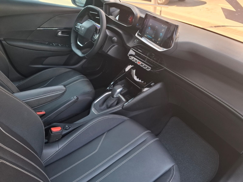 peugeot 208 1.6 16v flex griffe at6 4p automatico 2022