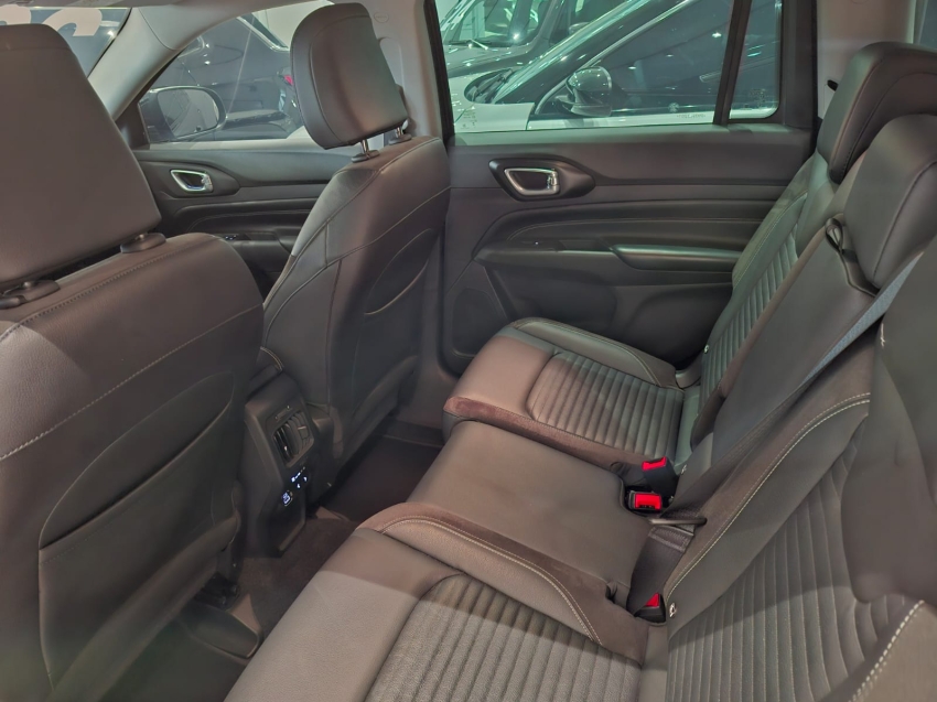 jeep commander 1.3 t270 turbo flex longitude at6 4p automatico 20239