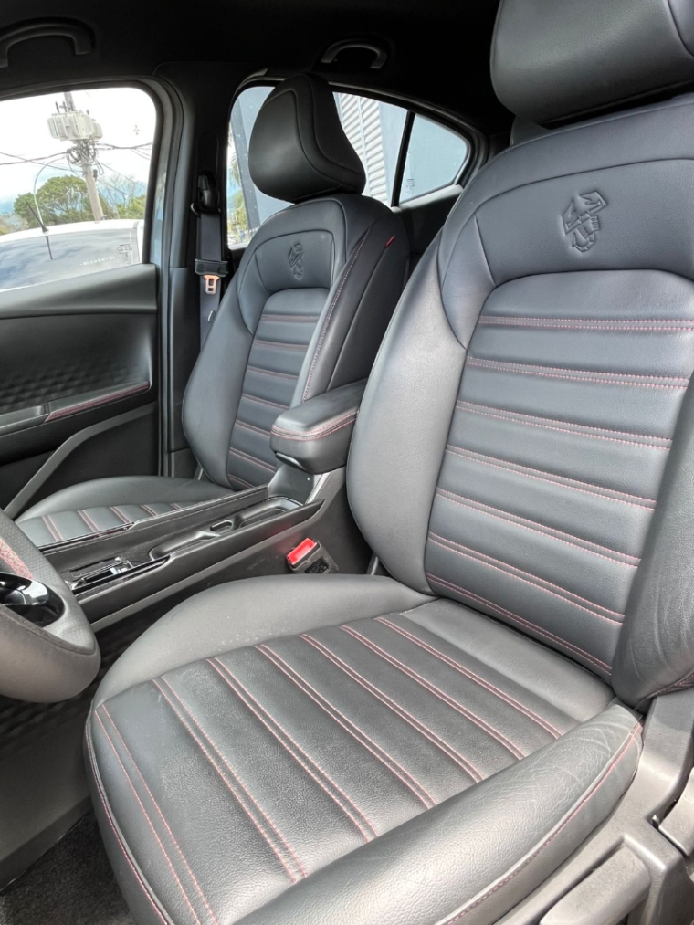 fiat fastback 1.3 turbo 270 flex abarth at6 4p automatico 202510