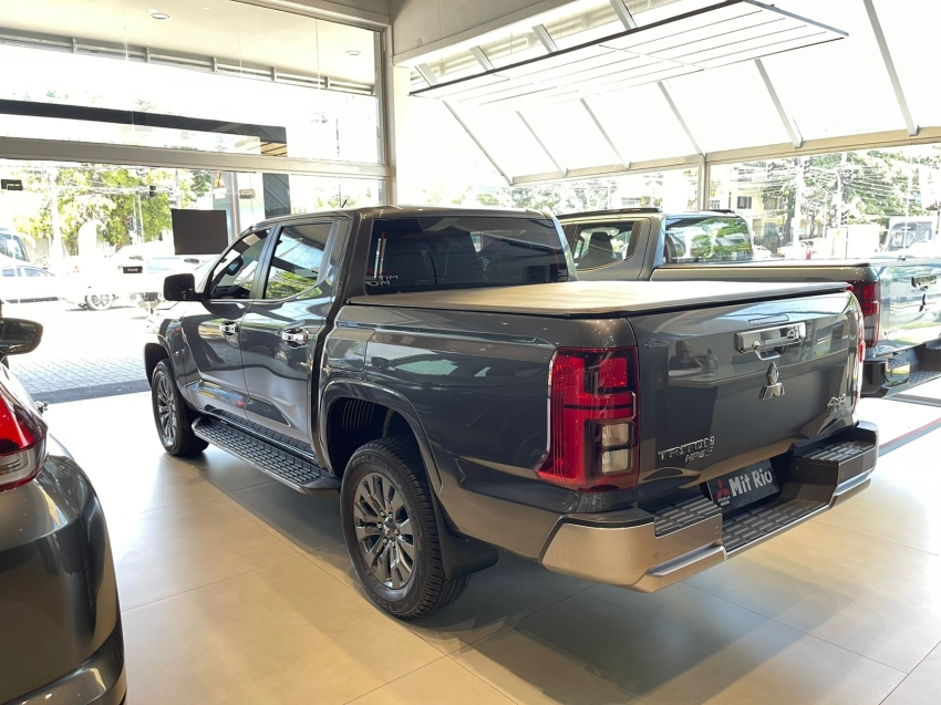 mitsubishi triton 2.4 biturbo diesel cd hpe-s 4x4 automatico 4p 20264