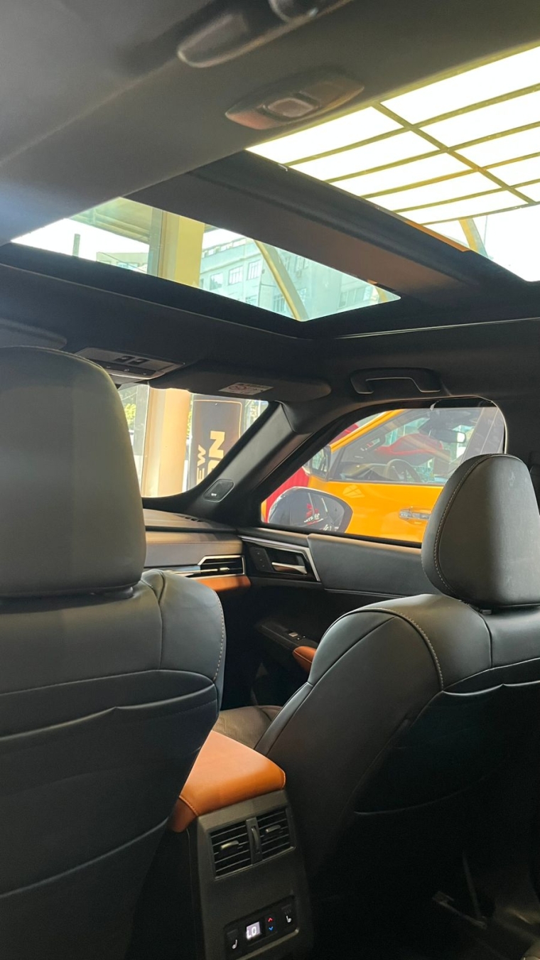 mitsubishi outlander 2.4 phev signature s-awc dht hibrido 4p automatico 202610