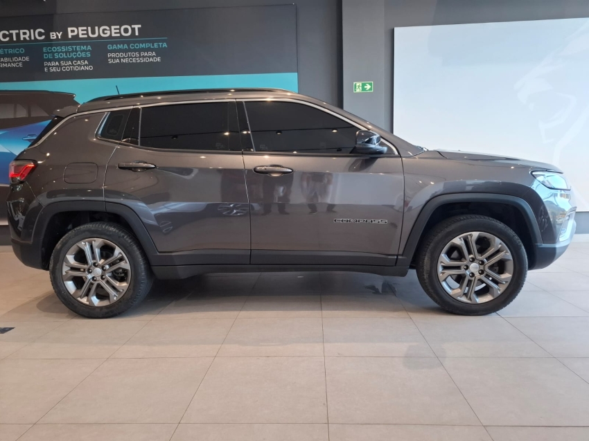 jeep compass 1.3 t270 turbo flex longitude at6 diesel 4p automatico 20233