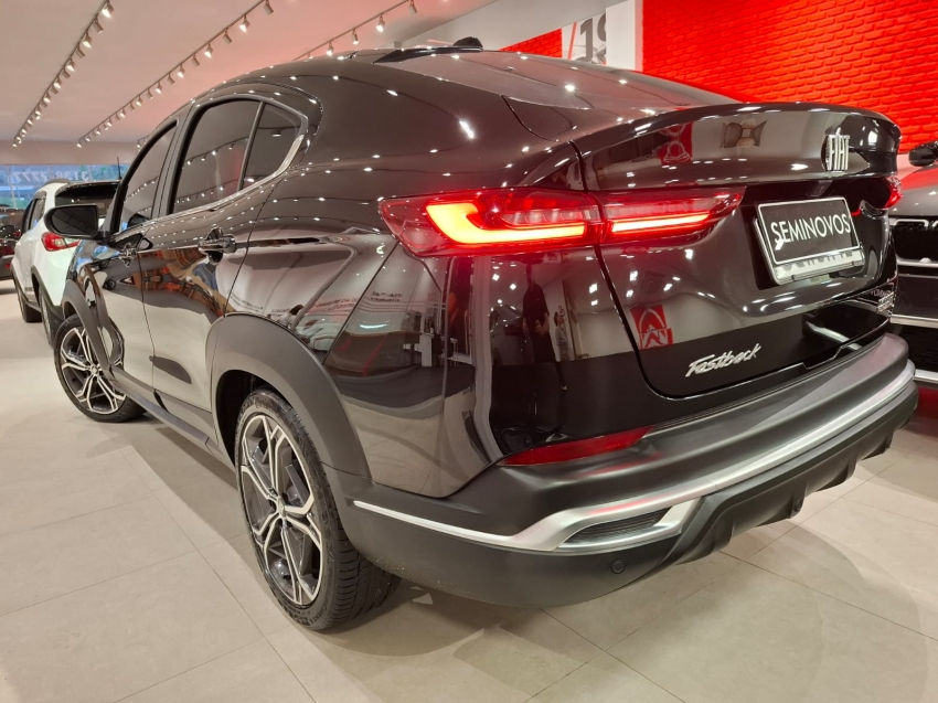 fiat fastback 1.0 turbo 200 flex impetus cvt 4p automatico 20233