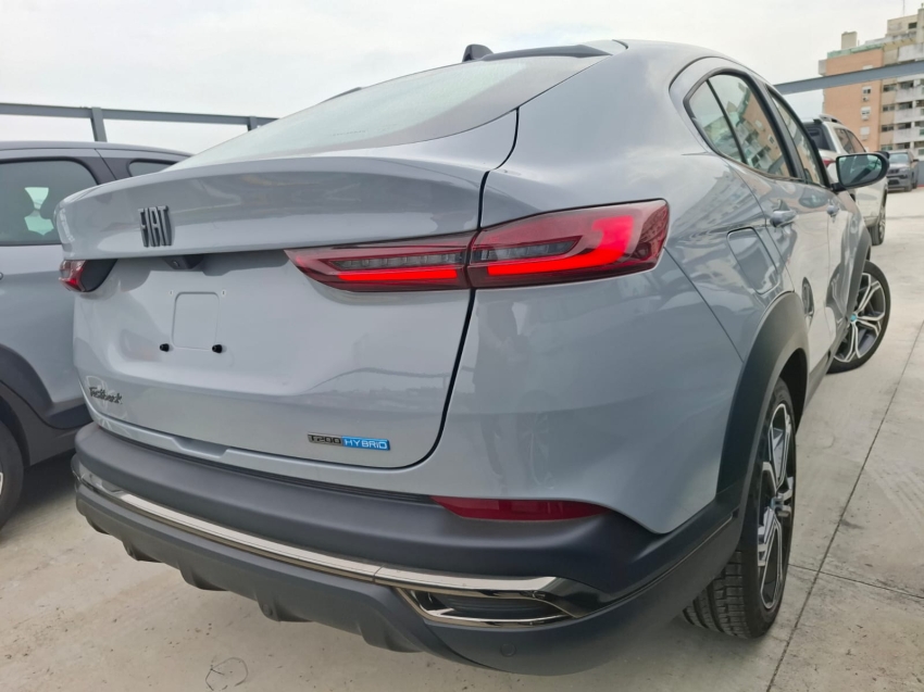fiat fastback 1.0 turbo 200 hybrid impetus cvt hibrido 4p automatico 20253