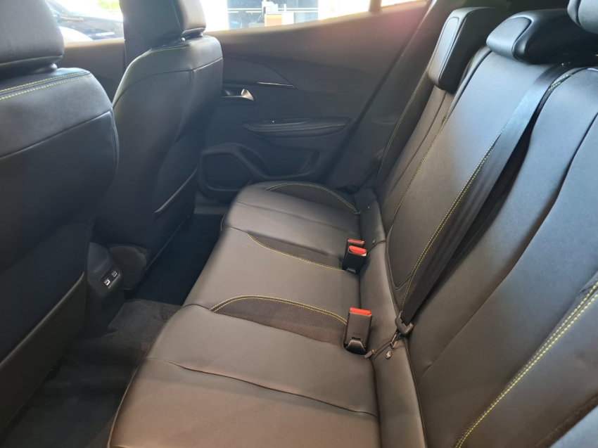 peugeot 2008 1.0 turbo 200 flex gt cvt 4p automatico 202510