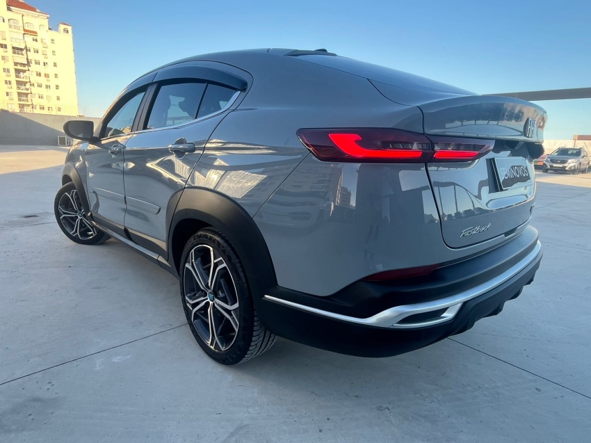 fiat fastback 1.3 turbo 270 flex limited edition at6 4p automatico 20244