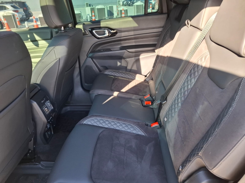 jeep commander 2.0 hurricane 4 turbo gasolina blackhawk at9 4p automatico 20258