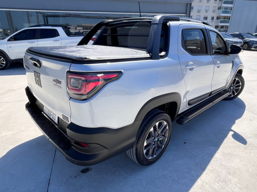 fiat strada 1.0 turbo 200 flex ultra cd cvt 4p automatico 20251