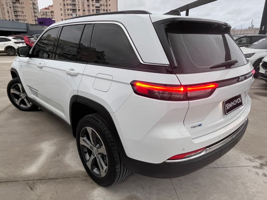 jeep grand cherokee 2.0 turbo hibrido 4xe at8 4p automatico 20243