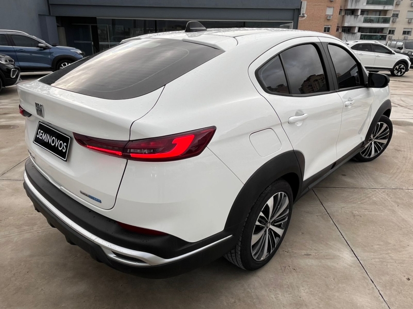 fiat fastback 1.0 turbo 200 hybrid audace cvt hibrido 4p automatico 20251