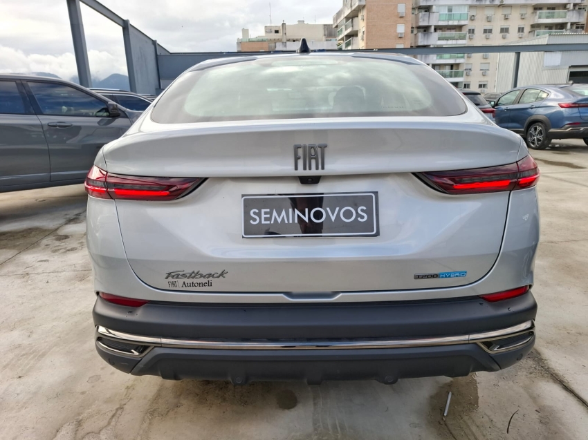 fiat fastback 1.0 turbo 200 hybrid impetus cvt hibrido 4p automatico 20263