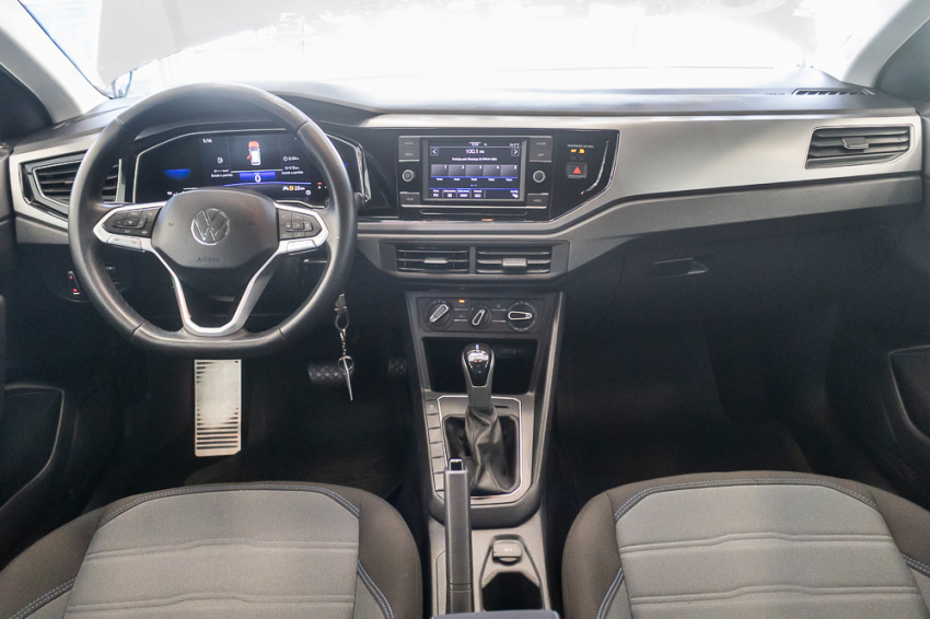 Volkswagen NIVUS 1.0 200 TSI TOTAL FLEX COMFORTLINE AUTOMÁTICO 13