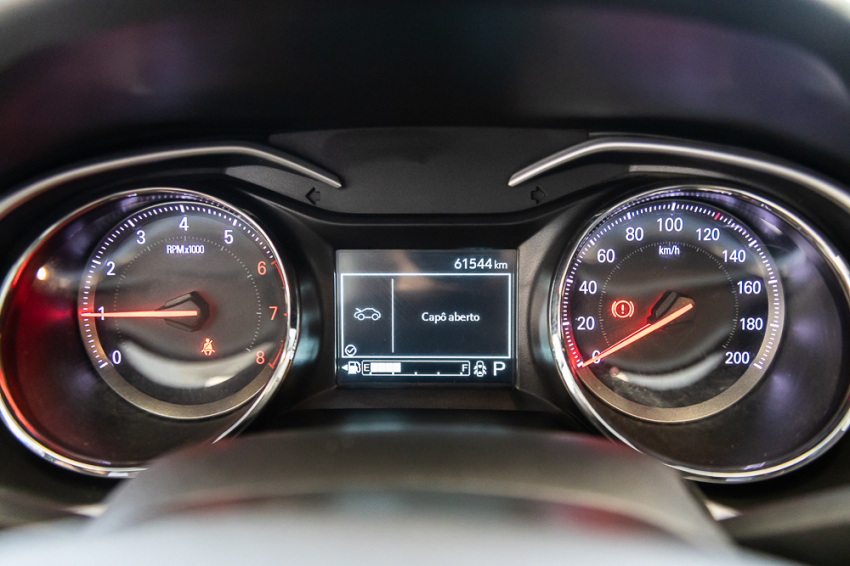 Chevrolet ONIX 1.0 TURBO FLEX PLUS LTZ AUTOMÁTICO 11