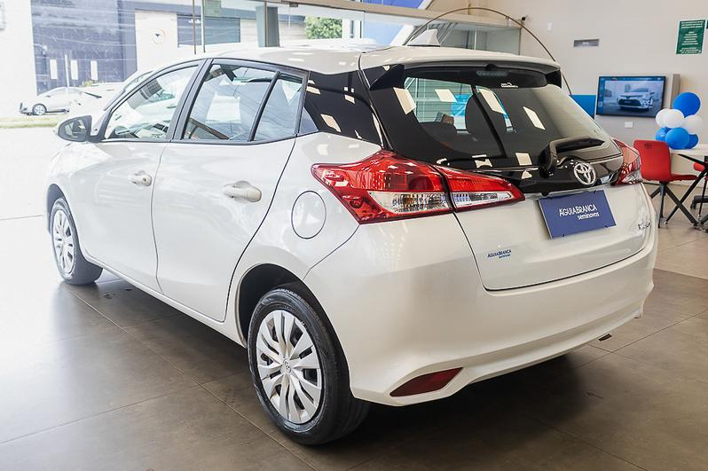 Toyota YARIS 1.5 16V FLEX XL MULTIDRIVE 7