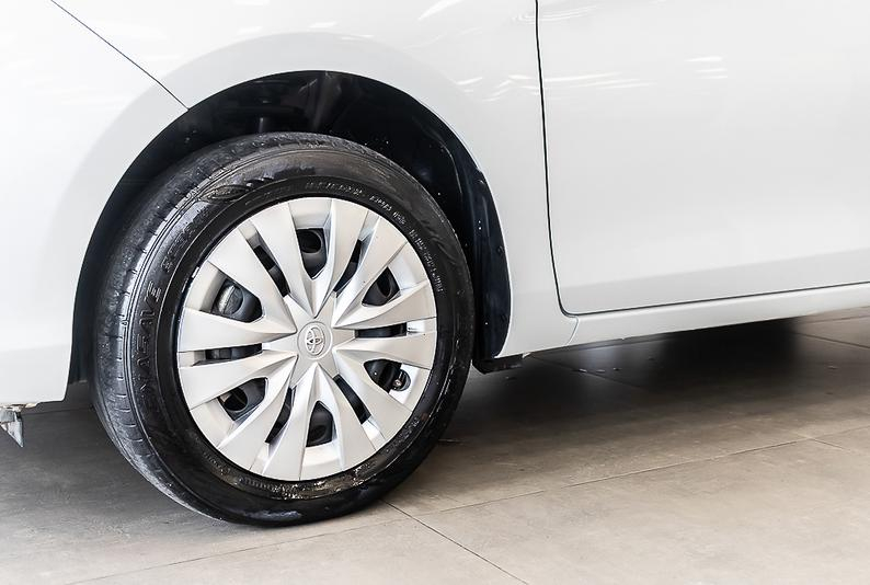 Toyota YARIS 1.5 16V FLEX XL MULTIDRIVE 2