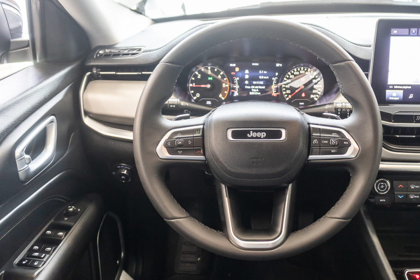 JEEP COMPASS 2.0 TD350 TURBO DIESEL LONGITUDE AT9 14