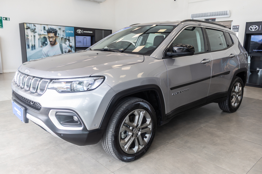 JEEP COMPASS 2.0 TD350 TURBO DIESEL LONGITUDE AT9