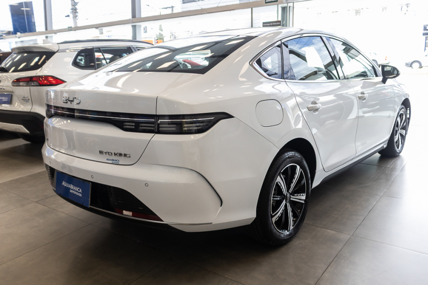 BYD KING 1.5 DM-I PHEV GS AUTOMÁTICO 9