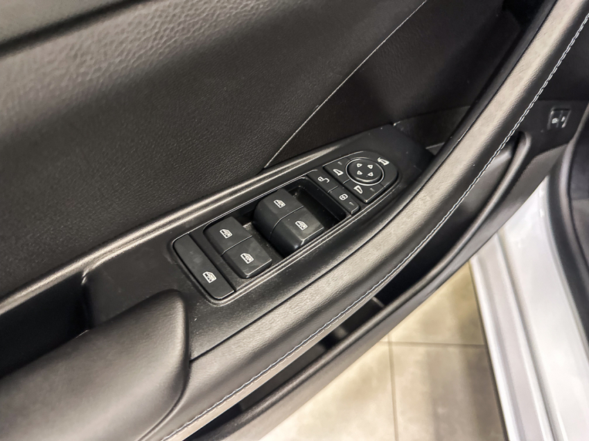 BYD KING 1.5 DM-I PHEV GS AUTOMÁTICO 17
