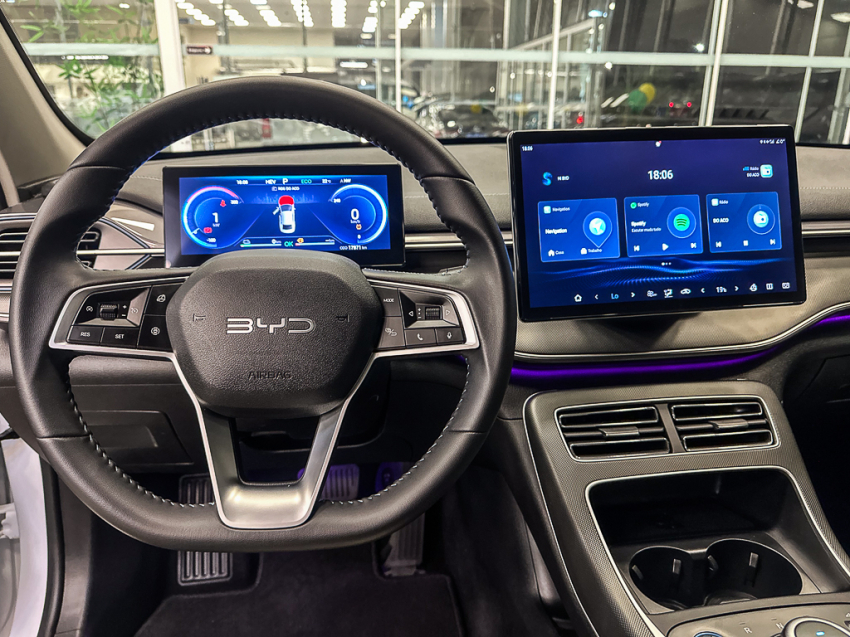 BYD KING 1.5 DM-I PHEV GS AUTOMÁTICO 14