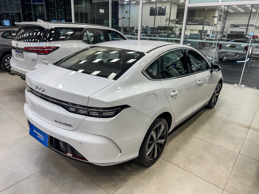 BYD KING 1.5 DM-I PHEV GS AUTOMÁTICO 10