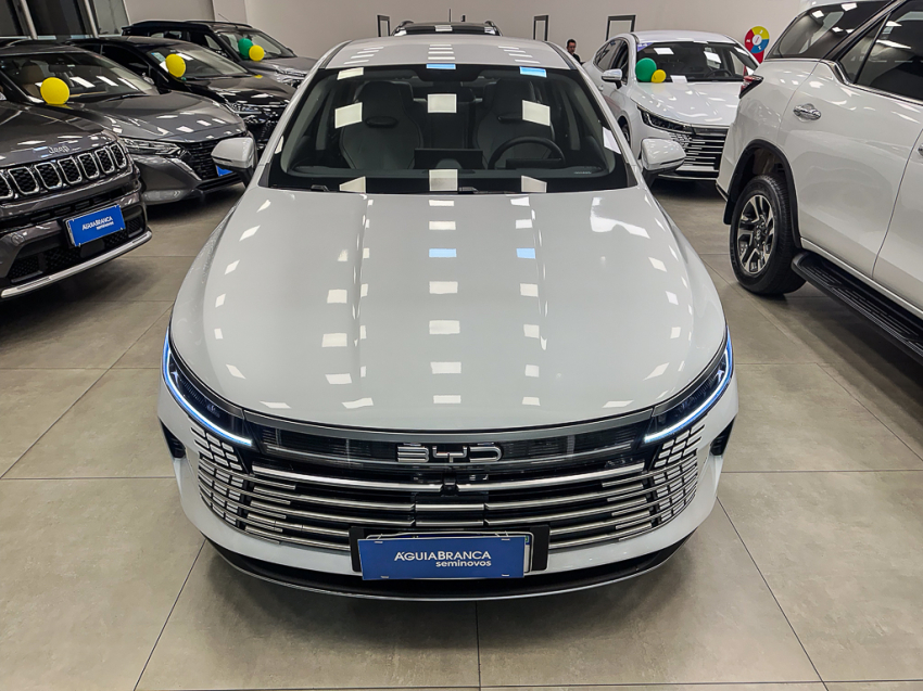 BYD KING 1.5 DM-I PHEV GS AUTOMÁTICO 3
