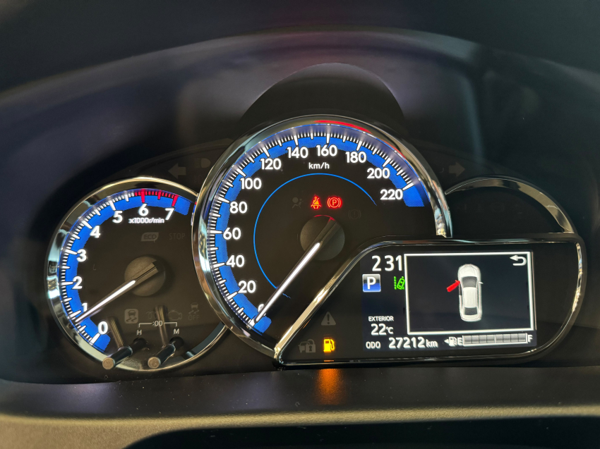 Toyota YARIS 1.5 16V FLEX SEDAN XS MULTIDRIVE 12