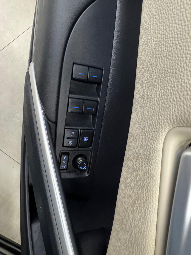 Toyota COROLLA CROSS 1.8 VVT-I HYBRID FLEX XRV CVT 19