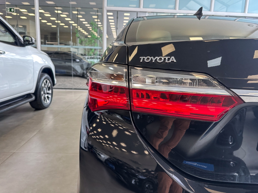 Toyota COROLLA 2.0 XEI 16V FLEX 4P AUTOMÁTICO 9