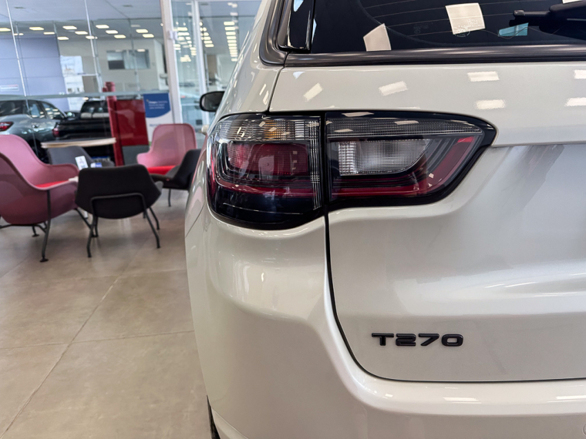 JEEP COMPASS 1.3 T270 TURBO FLEX S AT6 9