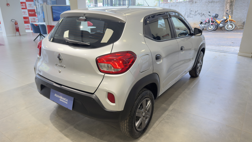 Renault KWID 1.0 12V SCE FLEX ZEN MANUAL 9