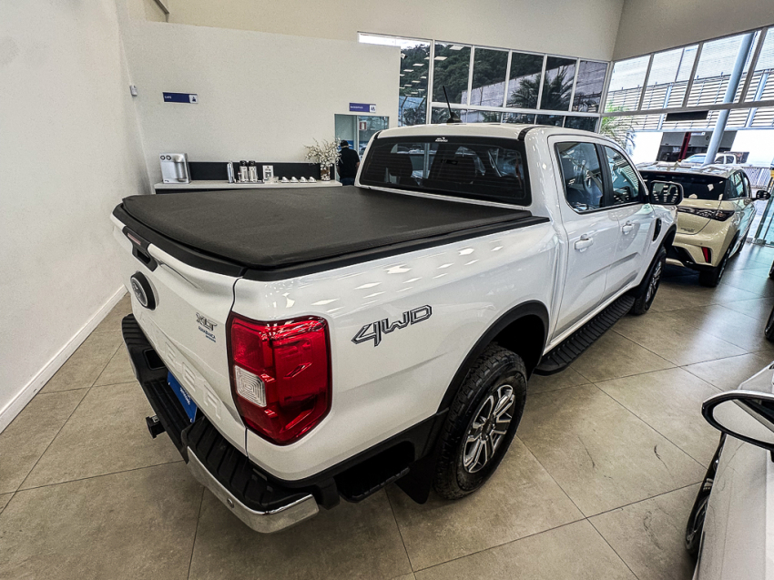 Ford RANGER 3.0 V6 TURBO DIESEL CD XLT 4X4 AUTOMÁTICO 10